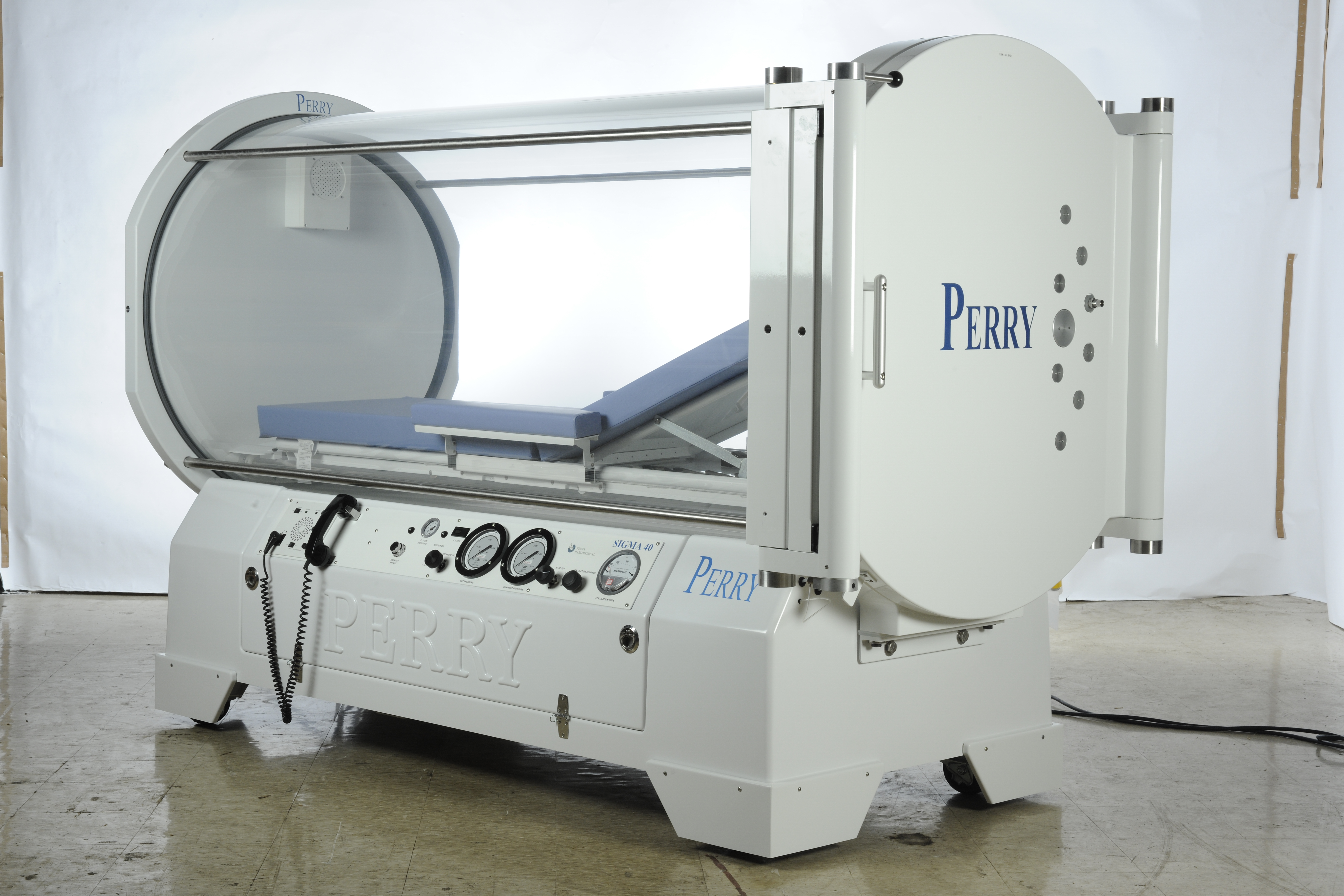 Buồng oxy cao áp Perry Sigma 40